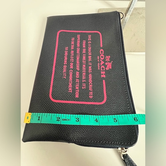 Coach StoryPatch Clutch Large Corner Zip Pouch, in dark navy blue - Picture 5 of 5